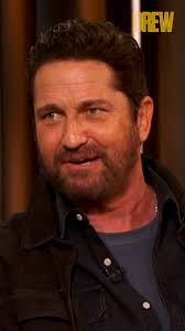 Gerard Butler shares the story behind his iconic “This is Sparta” line in  “300” 🗡️