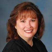 Dora Betts's Instagram, Twitter & Facebook