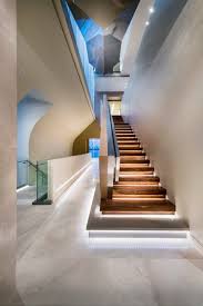 Eclairage Escalier Led 30 Idees Modernes Et Originales Eclairage Escalier Decoration Interieure Escalier