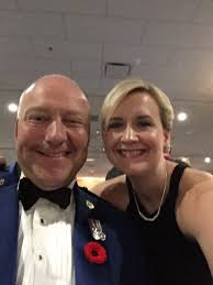 Amy Ewart (@amycolli)