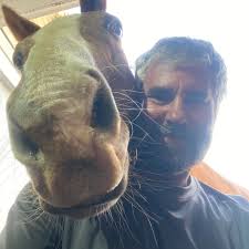 What is the hourly wage for a good heavy equipment operator?