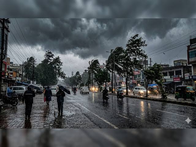Jharkhand weather: झारखंड में 60 KM की रफ्तार से आंधी-तूफान और वज्रपात की  चेतावनी, अगले 3 से 4 दिन में मानसून की धमाकेदार एंट्री!