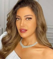 وقالت الفنانة ياسمين عبد العزيز من خلال منشور عبر حسابها على موقع التواصل الاجتماعي «فيسبوك. Ø¨Ø§Ù„ØµÙˆØ± Ø´Ø§Ù‡Ø¯ÙˆØ§ Ø­ÙÙ„ Ø²ÙØ§Ù Ø±ÙŠÙ‡Ø§Ù… Ø­Ø¬Ø§Ø¬ Ù…Ù† Ø·Ù„ÙŠÙ‚ ÙŠØ§Ø³Ù…ÙŠÙ† Ø¹Ø¨Ø¯ Ø§Ù„Ø¹Ø²ÙŠØ² Ù…Ø¬Ù„Ø© Ø§Ù„Ø¬Ù…ÙŠÙ„Ø©