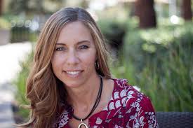 Karen Hankinson's Instagram, Twitter & Facebook