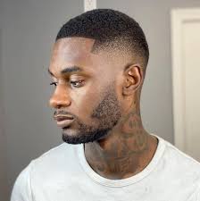 The 'fade' part of the name refers to the smooth transition between these various lengths. 35 Fade Haircuts For Black Men 2020 Styles