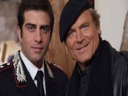 Trending now under 10k tweets. Simone Montedoro Lascia Don Matteo Il Capitano Giulio Spiega Il Motivo