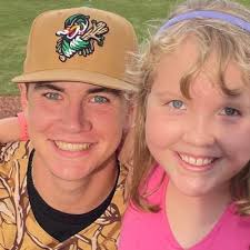 Garnet Brooks (@Can_entreLawyer)