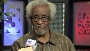 Warren Lewis, Memphis barber famous for cutting hair with candles, dies at  90