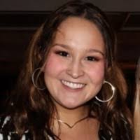 Elena Moore's Instagram, Twitter & Facebook