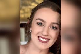 Renee Mayo's Instagram, Twitter & Facebook