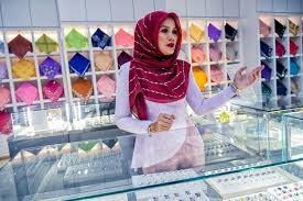 Bawal premium tabur bidang 45 rm15. The Founder Of Bawal Exclusive Started With A Small Shop At Jalan Tar Now She Sells Rm50 000 Worth Of Scarves