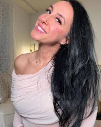 Erica Stanzione (@ericastanzioneyoga) • Instagram photos and videos