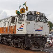 Kereta api modelling adalah mainan yang berbentuk kereta api didalam layout tentunya didalam layout ada bangunan2 dan aksesoris berupa rumput nah itu tadi penjelasan singkat tentang kereta api modelling dari thread kaskus. Preve Adalah Model Kereta Apa Proton Preve Hatchback P3 22a Model Terbaru Proton Gambar Rel Kereta Bermula Di Inggris Pada Tahun 1630 Yaitu Dengan Adanya Pengangkutan Batu Bara Dengan Kereta