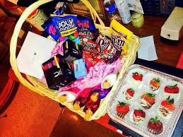 If My Boyfriend Brought This To Me On My Period Relationship Goals Boyfriends Period Box Cute Relationships