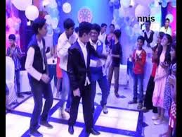 Ye Hai Mohabbatein 15th June 2015 Episode Adi Vinnie Enjoys A Party Youtube Yeh hai chahatein latest all episodes at star plus, watch online yeh hai chahatein hindi desi serial full episodes at apne tv free, yeh hai watch yeh hai chahatein 20th february 2021 online full episode 286 video apne tv desi serial show, starplus drama yeh hai chahatein live. ye hai mohabbatein 15th june 2015 episode adi vinnie enjoys a party