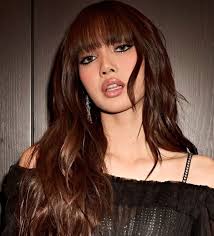 Lisa in Thailand🇹🇭 😍