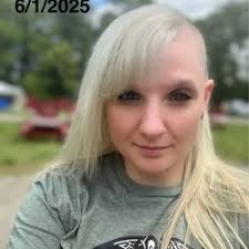 Moodz Day Spa & Salon Giftly