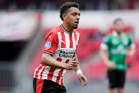 Since the switch he's gone from strength to strength in his home country. Liverpool In Talks Over 34m Deal For Netherlands Forward Donyell Malen Who Arsenal Sold To Psv Eindhoven For Less Than 1m In 2017
