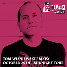 Tom Wisniewski's Instagram, Twitter & Facebook