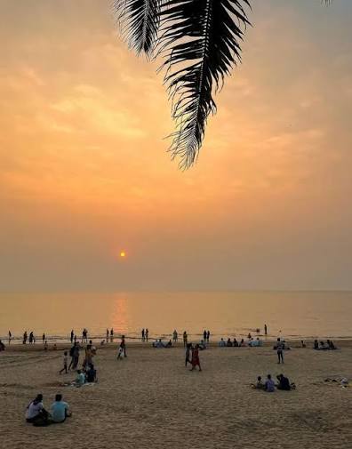Coastal Charms: Beaches & Vibrant Culture of Mumbai