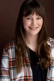 Isabella Schroeder's Instagram, Twitter & Facebook