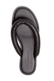 Our assortment offers everything from women's leather flip flops to wedge flip flops. 16 Best Flip Flop Brands Cute Flip Flops For 2019