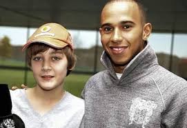 De pedirle un autógrafo a Lewis Hamilton a superarlo en la pista: la  historia de George Russell, el joven maravilla que sorprende a la Fórmula 1 