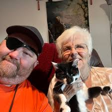 Bought a Foundations beginner box for me and my buddy so I can get him to  start playing. wtf is this for??? Lmao 😂 Got 9 of em in the kit no