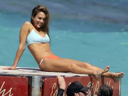 Check spelling or type a new query. Women Try Body Wraps After Pregnancy To Get That Jessica Alba Look New York Daily News