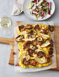 Polenta Pizza Mit Austernpilzen Birnen Und Salat Polenta Pizza Austernpilze Rezept Rezepte