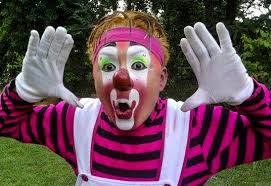 La funcion ritual del Payaso ** # "*Por la risa el mundo vuelve a ser un  lugar de juego, un recinto sagrado y no de trabajo. "* # *(Octavio Paz,  1971.p.