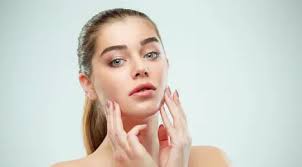Bintik hitam biasanya diakibatkan oleh paparan sinar masuk dengan sosial media tidak bisa digunakan dalam mode incognito dan privat. Cara Menghilangkan Flek Hitam Di Kulit Area Hidung Beauty Fimela Com