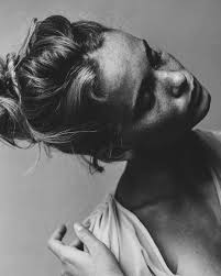 Beautiful Woman Black And White Photography I Adore This Amazing Black And White Women Photos Blackandwhitewomenp Photography Inspiration Portrait Black And White Aesthetic Black And White Photography