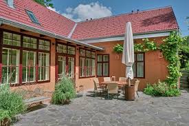 It was first mentioned in 1094 as niuwenchirgun. Gut Guntrams Phone Number And Contact Number Neunkirchen Austria Hotel Contact