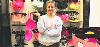 What Really Happens In A Victorias Secret Bra Fitting