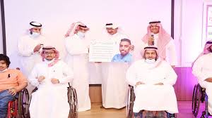 دروس يقوم فيها الشيخ سالم الطويل بشرح متون و رسائل علمية في فنون شتى كعلم الآلة، العقيدة، الفقه. Ø³Ø§Ù„Ù… Ø§Ù„Ø¯ÙˆØ³Ø±ÙŠ ÙŠÙ†Ø¶Ù… Ù„Ø£Ø­Ø¯ Ø§Ù„Ø¬Ù…Ø¹ÙŠØ§Øª Ø§Ù„Ø¯Ø§Ø¹Ù…Ø© Ù„Ø°ÙˆÙŠ Ø§Ù„Ø¥Ø¹Ø§Ù‚Ø© Ø§Ù„Ø­Ø±ÙƒÙŠØ© Ø§Ù„Ø®Ù„ÙŠØ¬ Ù„Ø§ÙŠÙ Alkhaleej Live