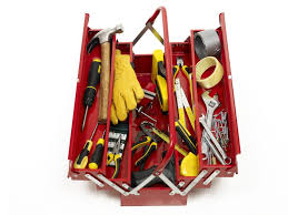 A 'toolbox talk' is a short presentation to the workforce on a single aspect of health and safety. 5 Tips For An Effective Toolbox Talk Safestart