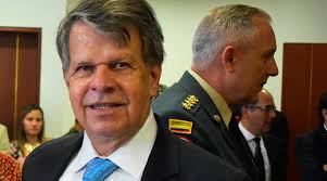 LA FM Inncentiva: Iván Darío Vélez, director del Pecet, y su lucha contra  el dengue