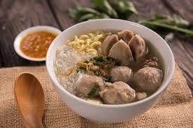 Sajikan selagi hangat bersama bahan pelengkap. Resep Bakso Sapi Bisa Dibuat Sendiri Dengan 5 Langkah Ini