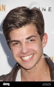 Cameron Arthur's Instagram, Twitter & Facebook