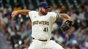 Brewers Veteran Pitcher Elects Free Agency From Milwaukee