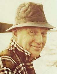 Gordon Hansen's Instagram, Twitter & Facebook