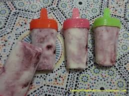 Sucettes Glacees Au Yaourt Grec Et A La Confiture Greek Yogurt Jam Popsicles Paletas De Yogur Griego Y Mermelada مصاصات الزب Greek Yogurt Yogurt Ice Pops