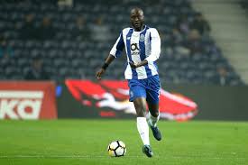 Danilo maakte in 2015 zijn debuut in het portugees voetbalelftal. Danilo Pereira Uma Alternativa Mais Economica Para O Arsenal