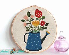 Welcome to cross stitch patterns database created by web users. 300 Flowers Cross Stitch Patterns Ideas Cross Stitch Flowers Cross Stitch Patterns Floral Cross Stitch
