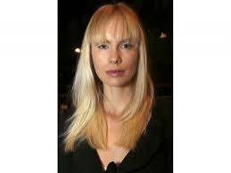 Oltre 20 foto di tagli di media lunghezza lisci, scalati e mossi da cui prendere spunto per un hairstyle di . Capelli Scalati Lisci Mossi E Lunghi Per La P E 2017