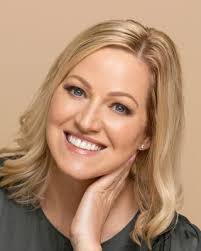 Hayley Winter, Counsellor, North Vancouver, BC, V7M