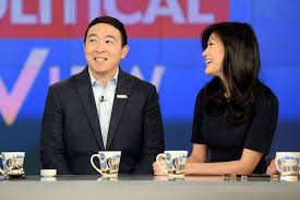 Democratic presidential candidate andrew yang is an increasingly frequent sight on tv, but his wife, evelyn yang, prefers to stay out of the spotlight. Andrew Yang Talks Rising Tension In Iran Again Calling The Killing Of Soleimani A Mistake Abc News