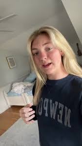 Stephanie Weinmann's Instagram, Twitter & Facebook