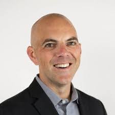 Anthony Buss's Instagram, Twitter & Facebook